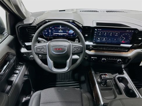 New 2026 GMC Sierra 1500 Elevation image 23