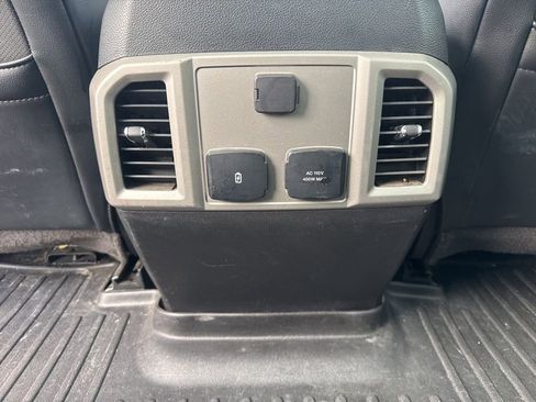 Used 2019 Ford F250 Lariat w/ Lariat Ultimate Package image 23