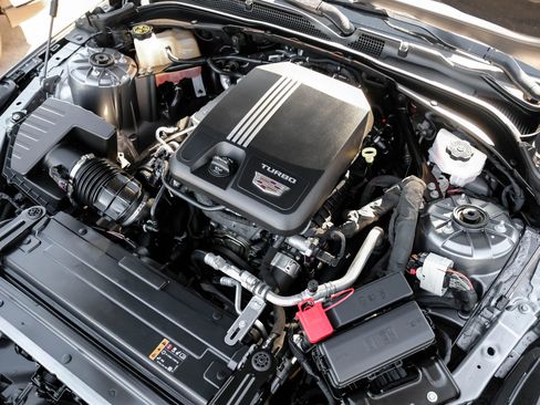 Used 2022 Cadillac CT4 Luxury w/ Sun And Sound Package image 59