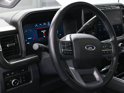 Used 2024 Ford F250 Lariat w/ Lariat Ultimate Package image 18