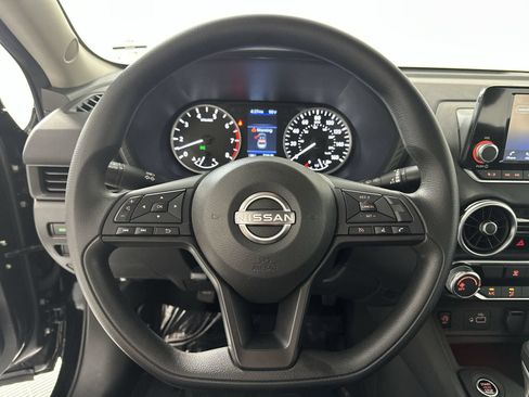 Certified 2025 Nissan Sentra S FWD image 14