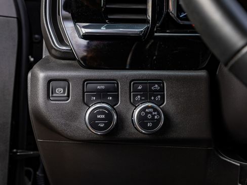 Used 2024 GMC Sierra 1500 Elevation w/ Elevation Premium Package image 22