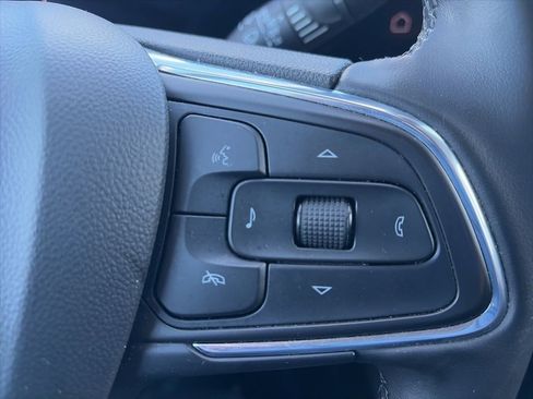 Used 2024 Buick Encore GX Sport Touring AWD/4WD image 19