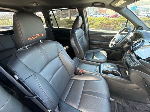 Used 2023 Honda Passport TrailSport image 42