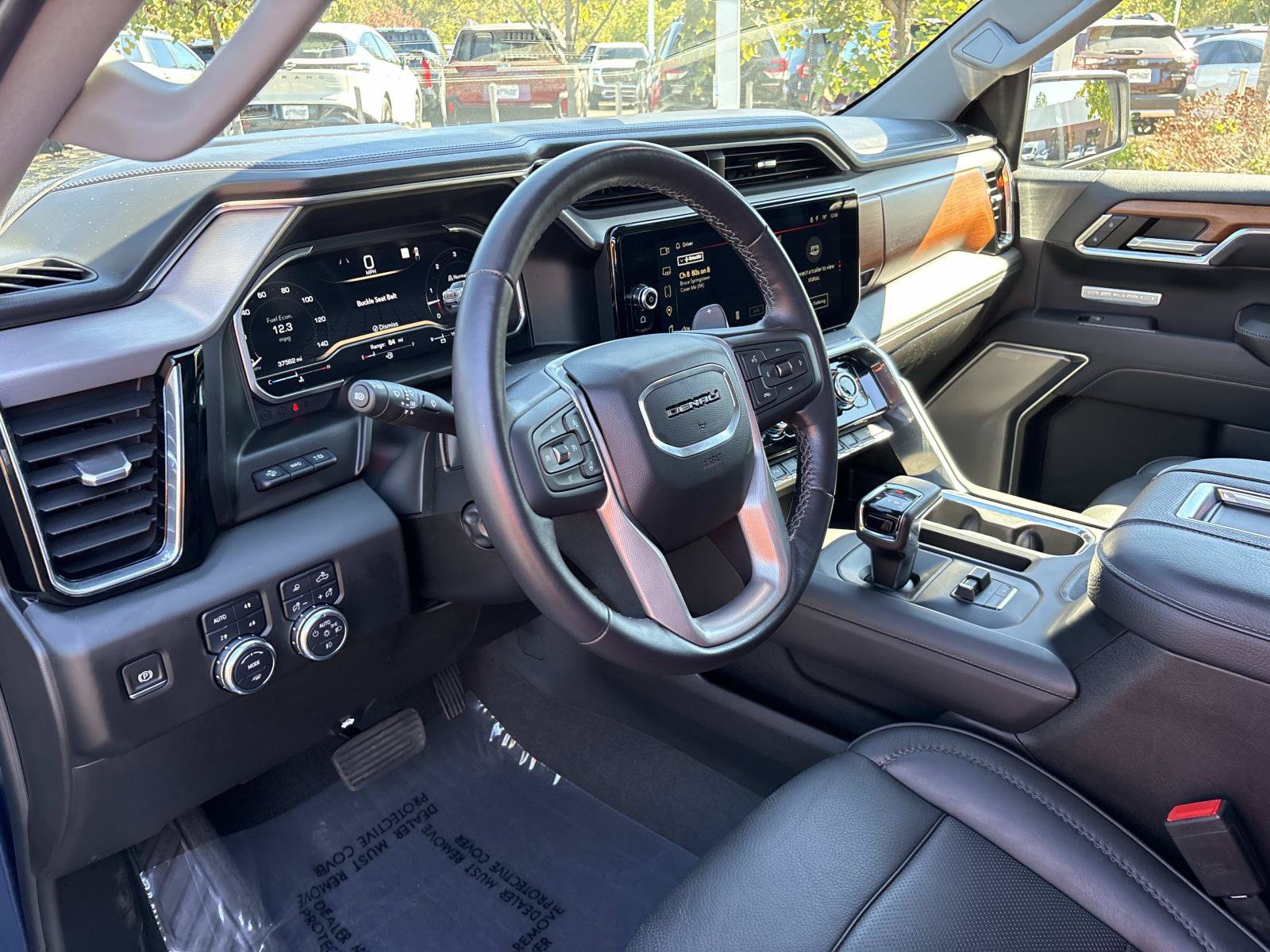 Used 2022 GMC Sierra 1500 Denali w/ Technology Package AWD/4WD image 19