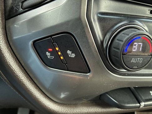 Used 2015 Chevrolet Silverado 1500 LTZ image 15