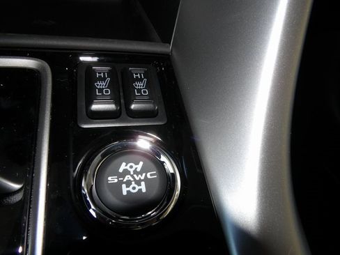 New 2025 Mitsubishi Eclipse Cross SE image 24