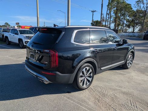 Used 2020 Kia Telluride S w/ S 8 Passenger Seating Package image 3