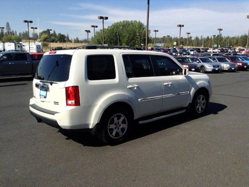 Used 2011 Honda Pilot Touring image 5