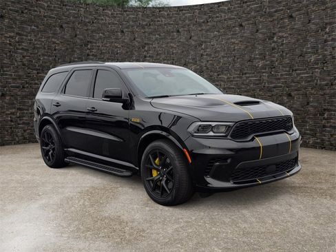 Used 2024 Dodge Durango SRT image 2