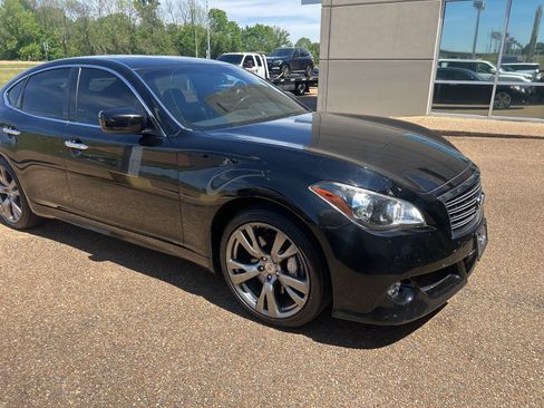 Used 2013 INFINITI M37 x w/ Premium Pkg image 9