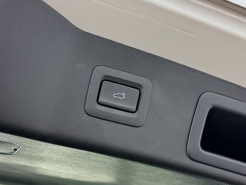 Used 2025 MAZDA CX-5 AWD 2.5 S w/ Preferred Package image 32