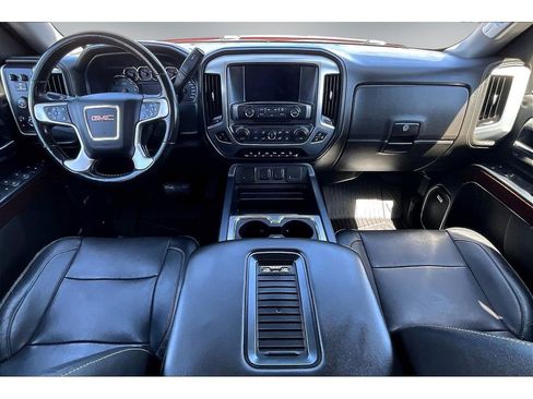 Used 2018 GMC Sierra 1500 SLT AWD/4WD image 8