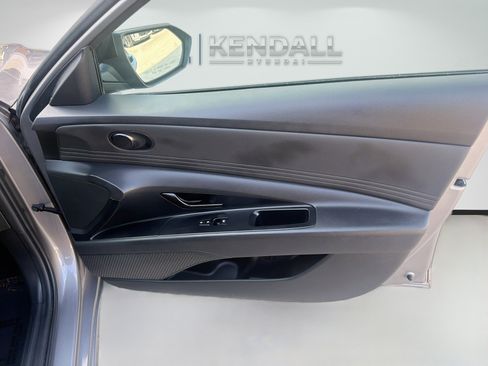 Used 2025 Hyundai Elantra Sport w/ Cargo Package FWD image 30