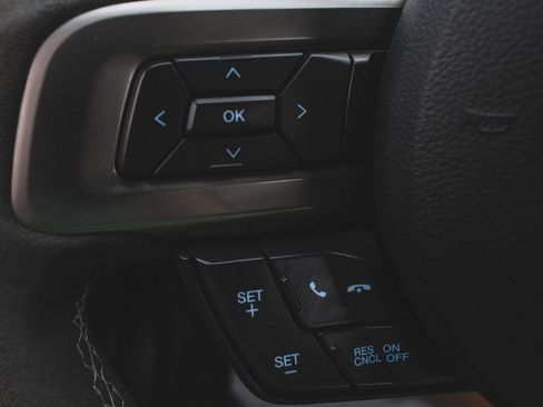 Used 2016 Ford Mustang Shelby GT350 w/ Technology Package image 24