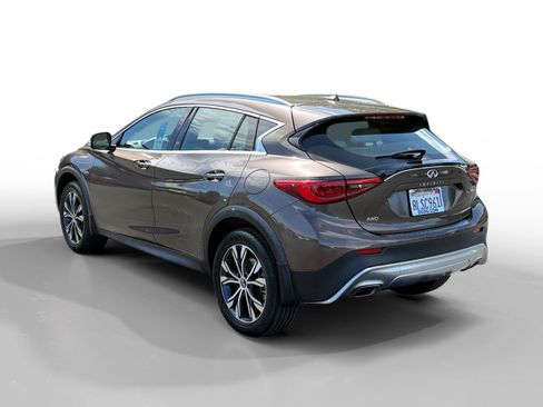 Used 2019 INFINITI QX30 AWD w/ Navigation Package image 3