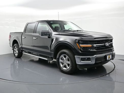 Used 2025 Ford F150 XLT w/ Equipment Group 301A Standard AWD/4WD image 4