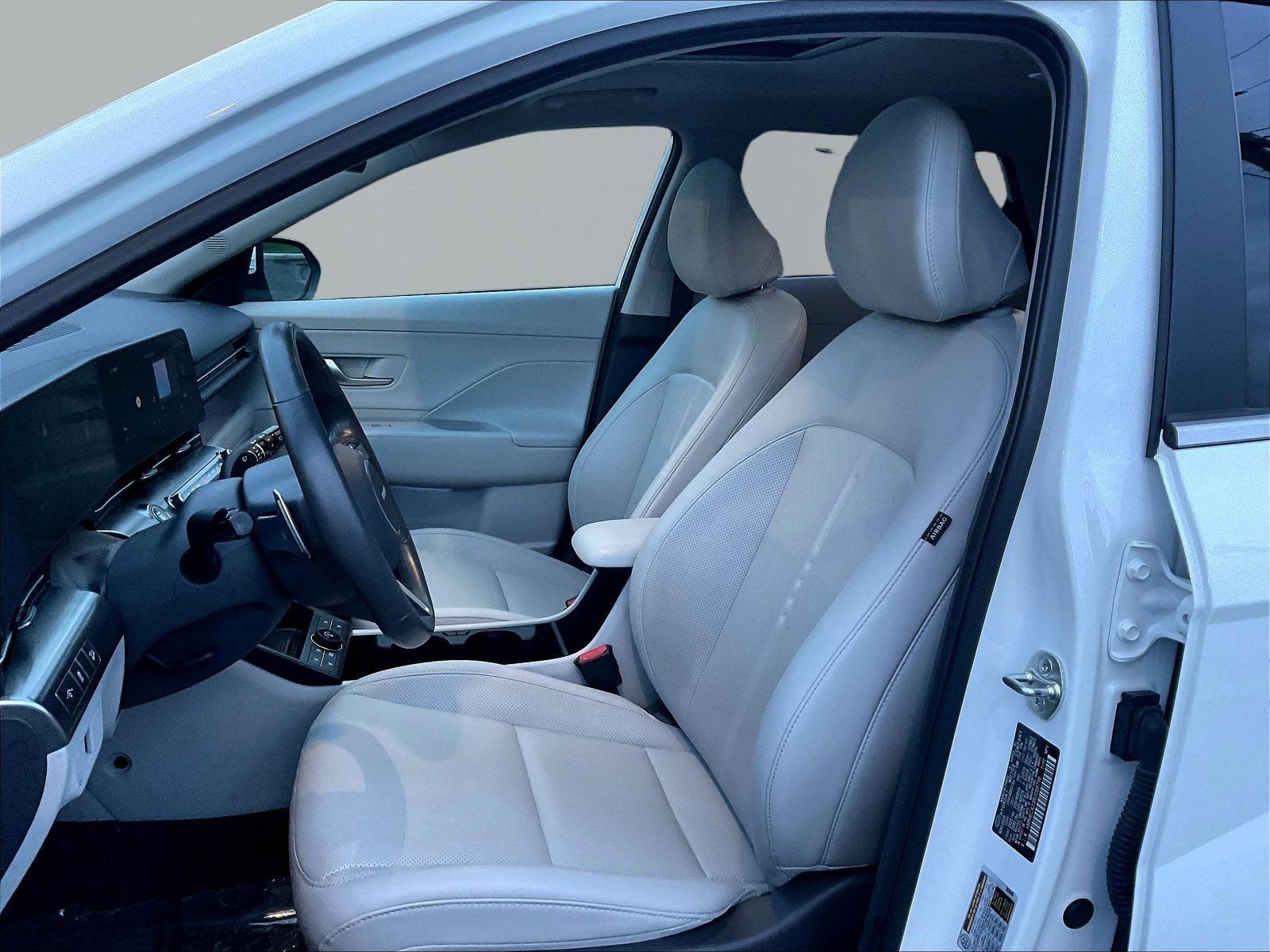 Used 2024 Hyundai Kona Limited AWD/4WD image 21