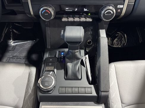 New 2026 Toyota Tacoma SR5 AWD/4WD image 21
