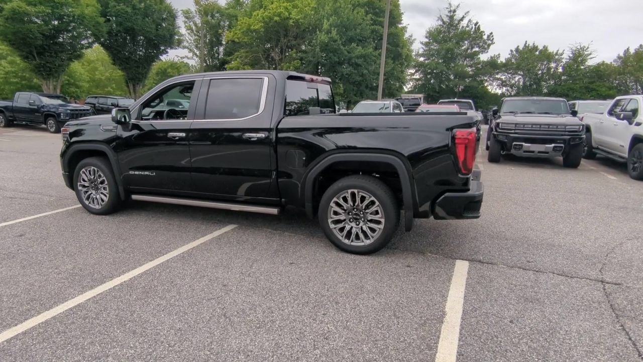 Used 2026 GMC Sierra 1500 Denali Ultimate AWD/4WD image 6