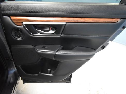 Used 2020 Honda CR-V Touring image 25