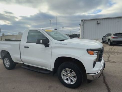 Used 2025 Chevrolet Silverado 1500 W/T w/ WT Safety Package image 2