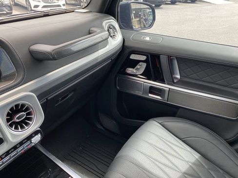 Certified 2025 Mercedes-Benz G 63 AMG 4MATIC image 4
