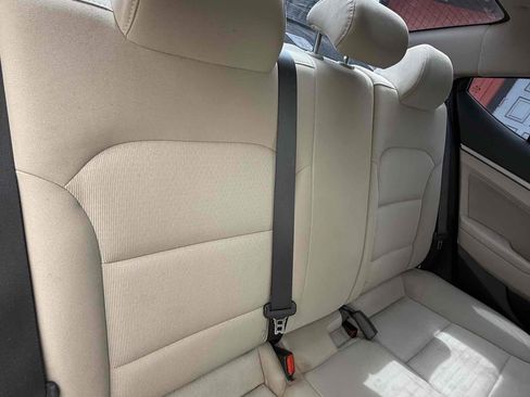 Used 2018 Hyundai Elantra Value Edition image 41