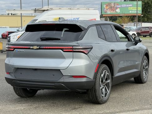 New 2026 Chevrolet Equinox EV LT image 5