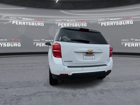 Used 2017 Chevrolet Equinox LT w/ Convenience Package FWD image 6