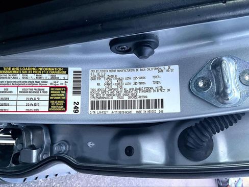 Used 2022 Toyota Tacoma TRD Off-Road w/ Technology Package image 21