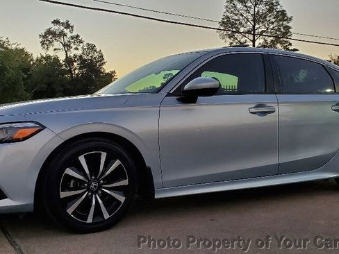 Used 2022 Honda Civic EX image 18