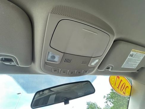 Used 2017 Ford Fusion SE w/ Fusion SE Technology Package FWD image 45