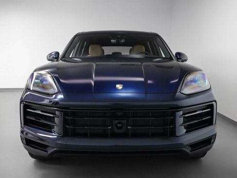 New 2025 Porsche Cayenne image 46