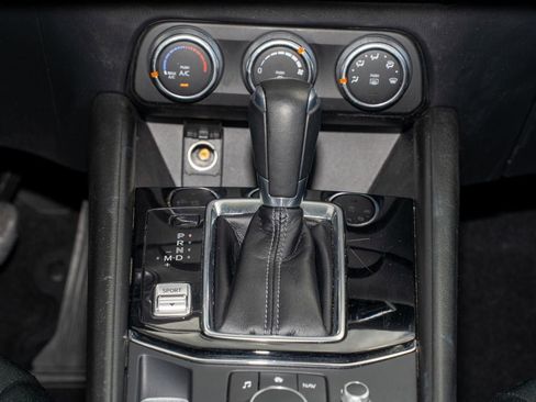 Used 2020 MAZDA CX-5 Sport FWD image 23