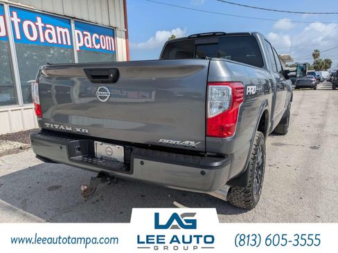 Used 2019 Nissan Titan PRO-4X w/ Pro-4x Convenience Package AWD/4WD image 3