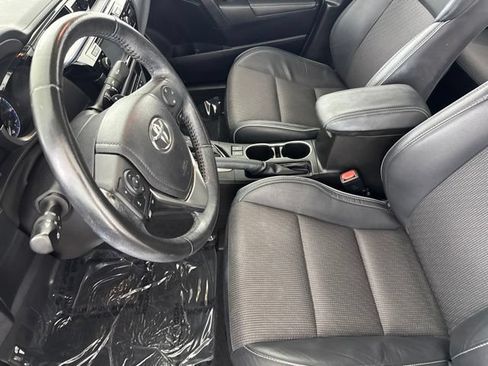 Used 2015 Toyota Corolla S FWD image 25