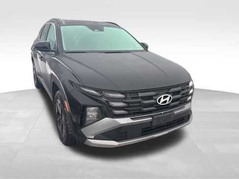 Used 2025 Hyundai Tucson SEL image 2