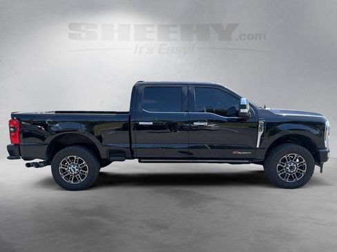 Certified 2025 Ford F350 Platinum w/ Platinum Plus Package AWD/4WD image 4