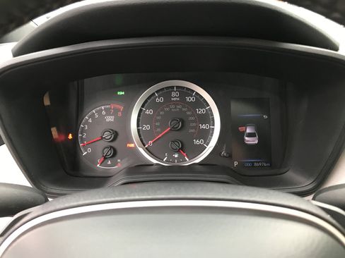 Used 2020 Toyota Corolla SE w/ SE Premium Package image 17