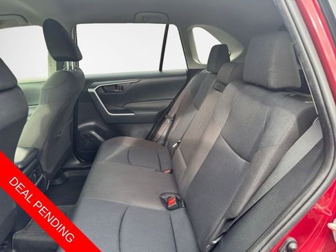 Used 2022 Toyota RAV4 LE AWD/4WD image 21
