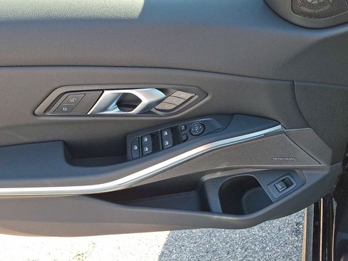 Used 2026 BMW 330i xDrive Sedan w/ M Sport Package image 12