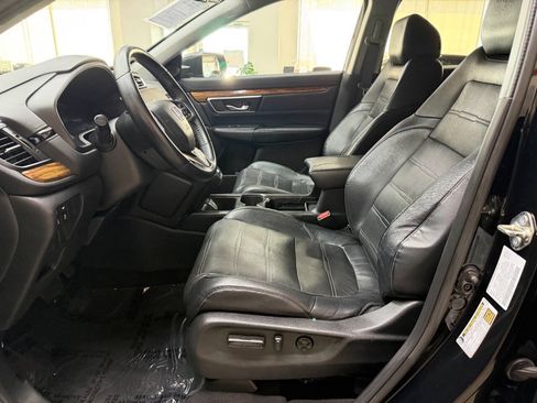 Used 2017 Honda CR-V Touring image 11