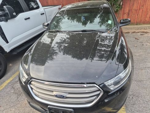 Used 2016 Ford Taurus SEL w/ Equipment Group 201A FWD image 18