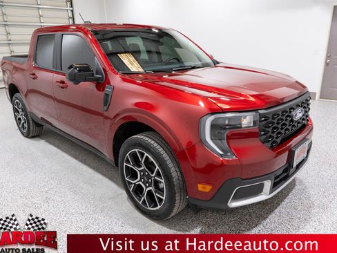 Used 2025 Ford Maverick Lariat w/ 4K Tow Package image 6