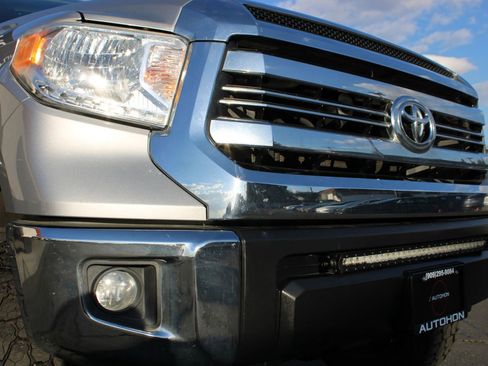 Used 2016 Toyota Tundra SR5 image 6