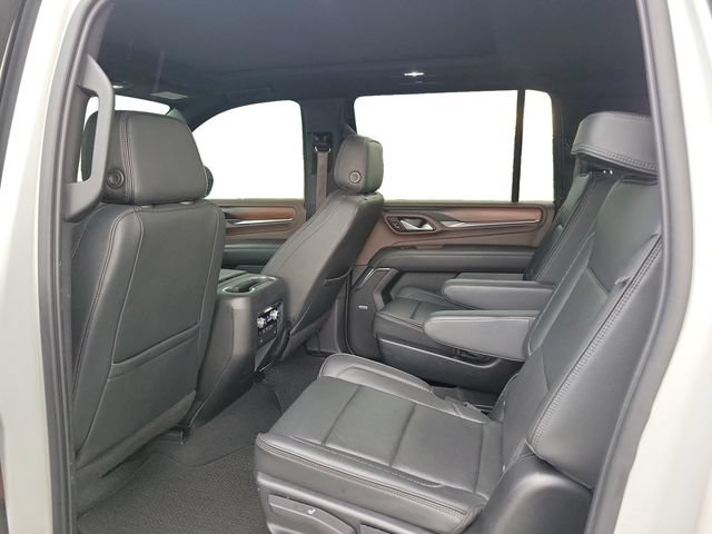 Used 2022 GMC Yukon XL Denali RWD image 27