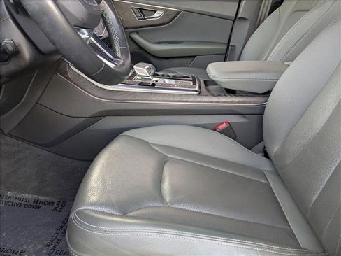 Used 2022 Audi Q8 Premium Plus w/ Premium Plus Package image 14