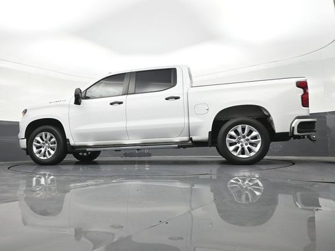 Used 2022 Chevrolet Silverado 1500 Custom RWD image 25