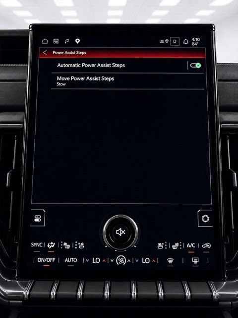 Used 2025 GMC Yukon XL Denali Ultimate AWD/4WD image 44